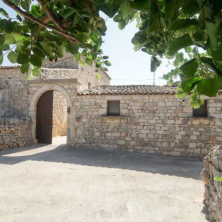 Casale Del Coccio Guest House Scicli Bagian luar foto