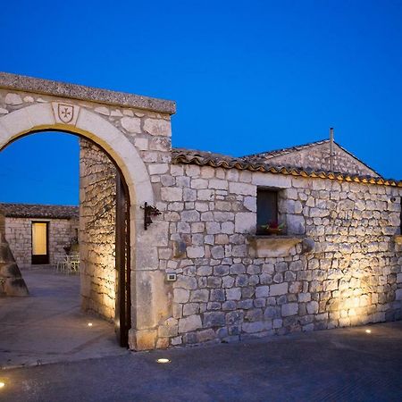 Casale Del Coccio Guest House Scicli Bagian luar foto
